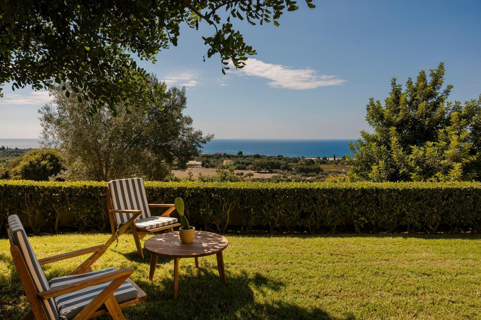 Sarlata Villas Svoronata Exterior photo